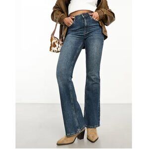 NWT - ASOS DESIGN Flared Jeans in Dark Wash Blue - 28Wx34L
